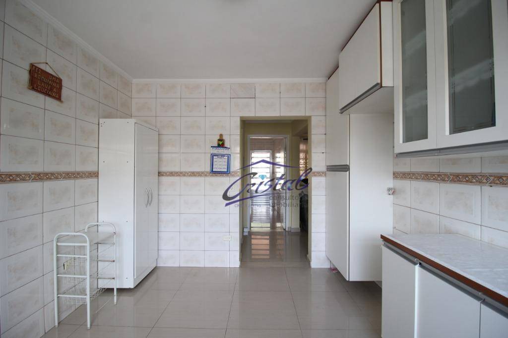 Casa à venda com 3 quartos, 181m² - Foto 27