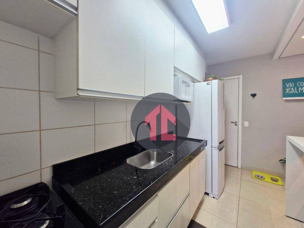 Apartamento à venda e aluguel com 3 quartos, 60m² - Foto 12