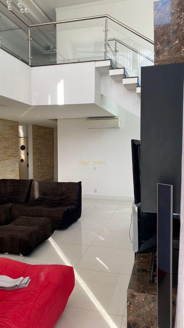 Casa de Condomínio à venda com 4 quartos, 359m² - Foto 13
