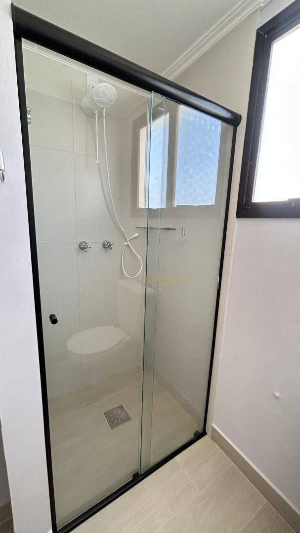 Apartamento para alugar com 1 quarto, 57m² - Foto 15