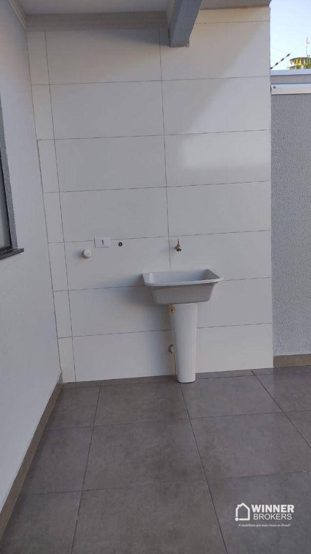 Casa à venda com 3 quartos, 75m² - Foto 7