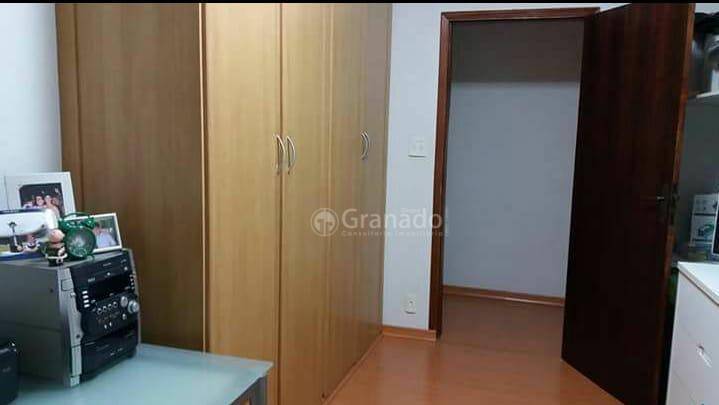 Apartamento à venda com 2 quartos, 76m² - Foto 12