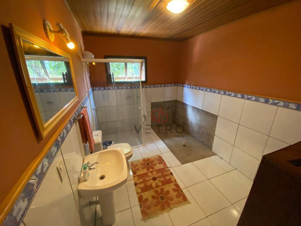 Casa à venda com 4 quartos, 280m² - Foto 24