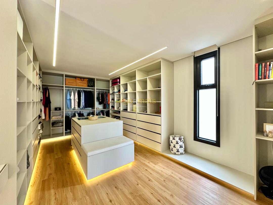 Casa de Condomínio à venda com 4 quartos, 335m² - Foto 16