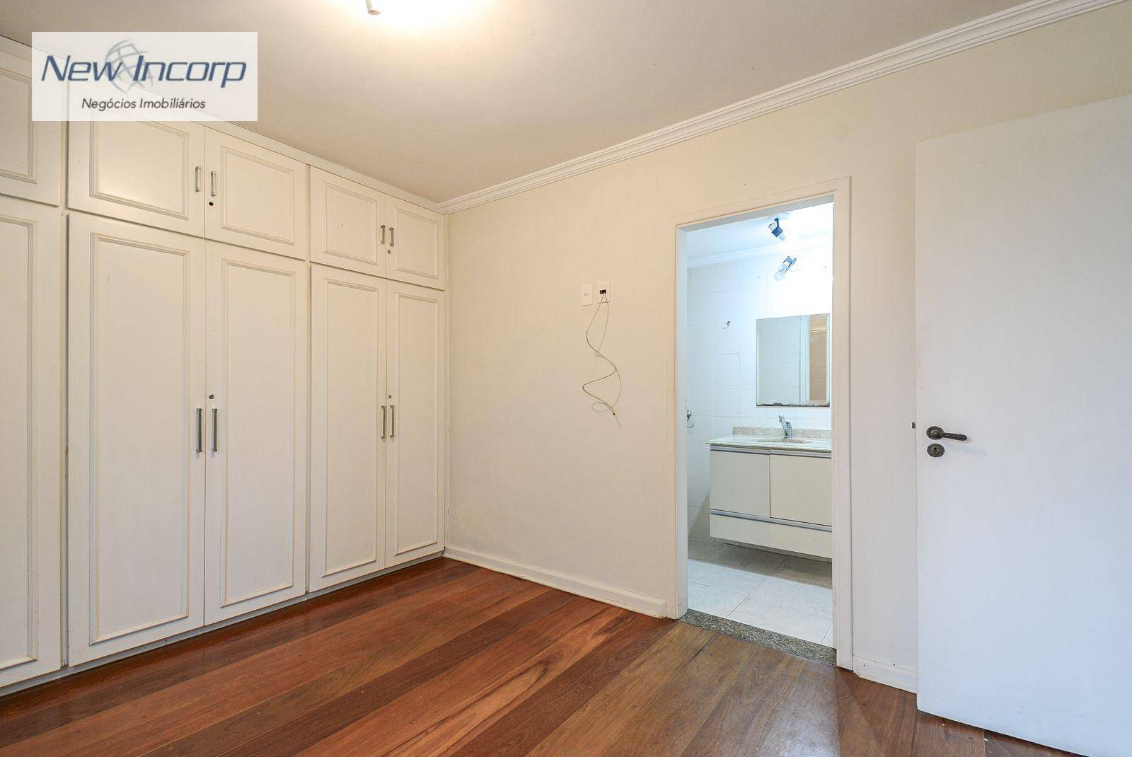 Apartamento à venda com 3 quartos, 161m² - Foto 25