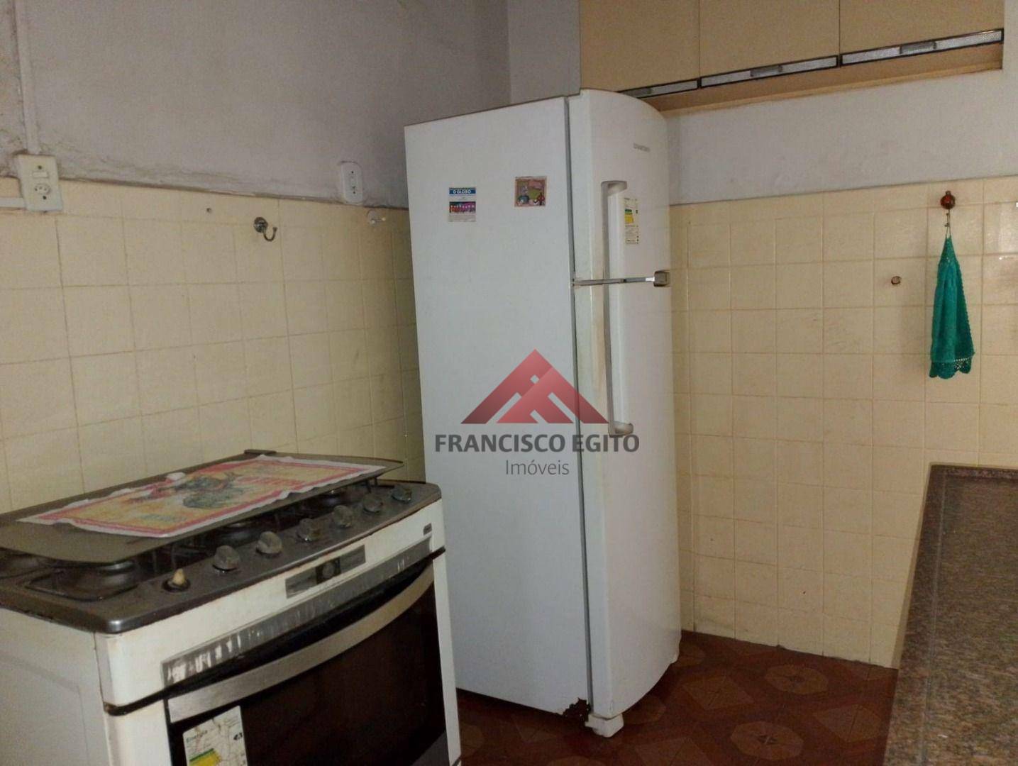 Casa à venda com 3 quartos, 81m² - Foto 22