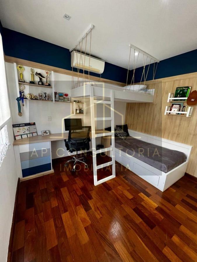 Casa à venda com 4 quartos, 360m² - Foto 10