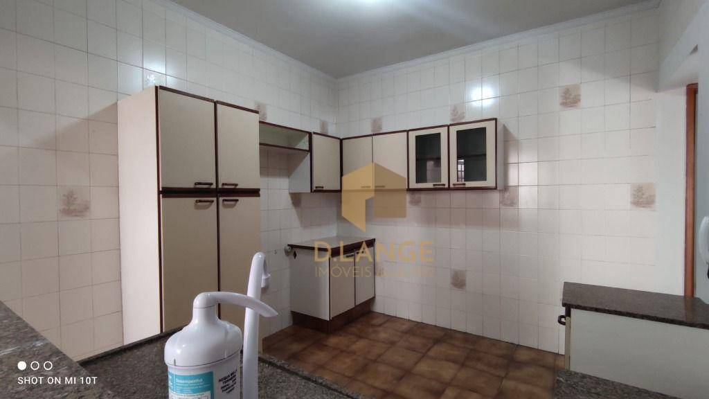 Casa à venda com 5 quartos, 163m² - Foto 13