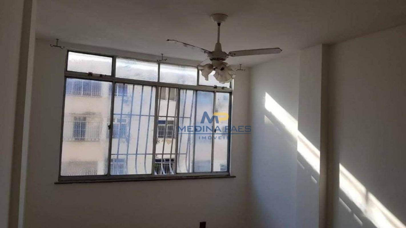 Apartamento à venda com 2 quartos, 55m² - Foto 16