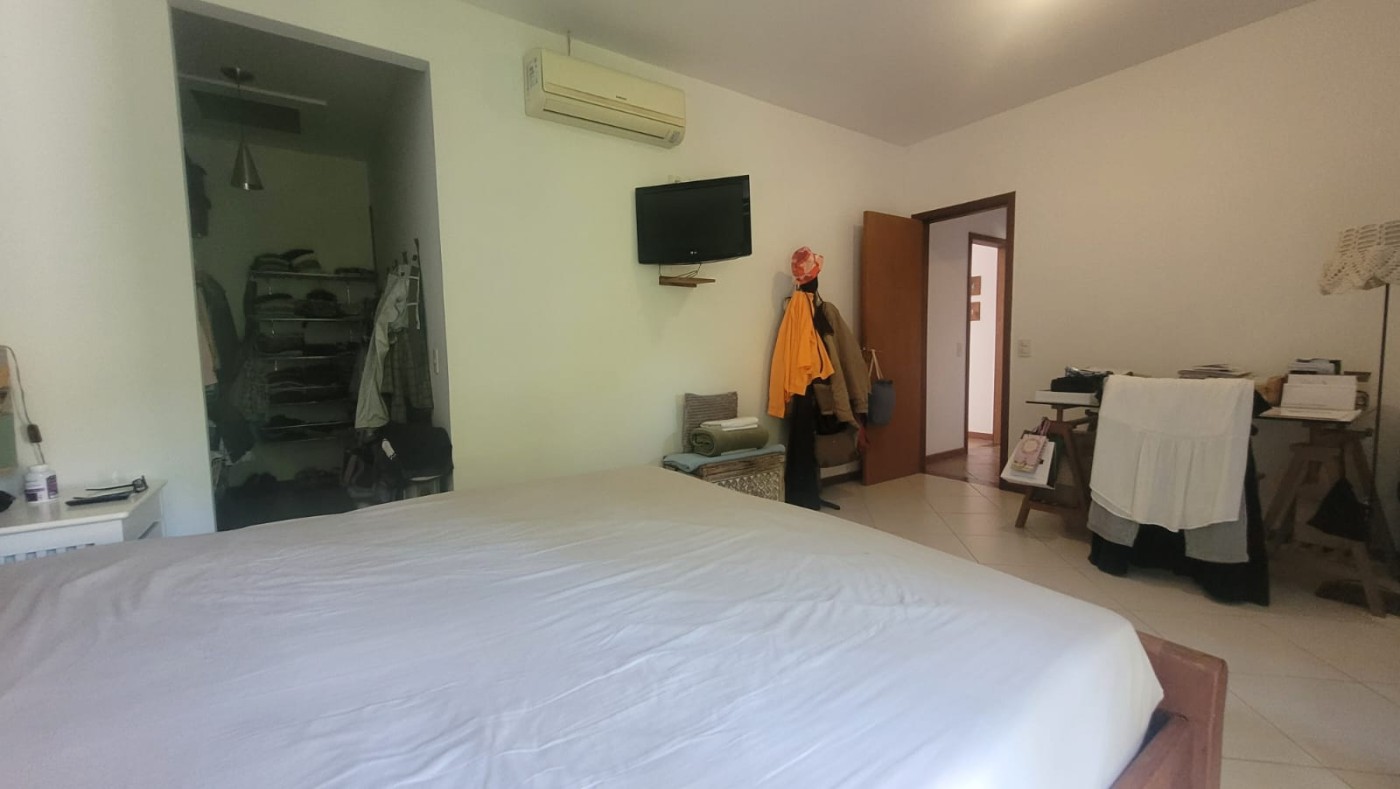 Casa de Condomínio à venda com 4 quartos, 290m² - Foto 34
