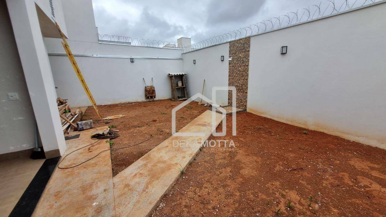 Casa de Condomínio à venda com 3 quartos, 154m² - Foto 14