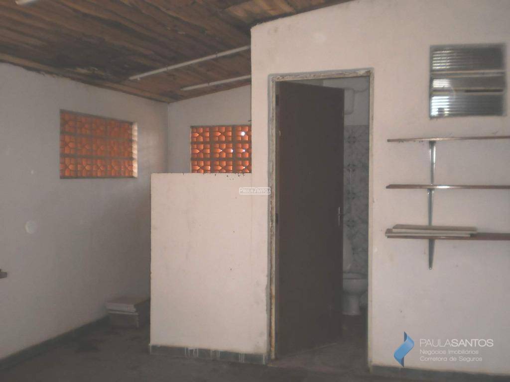 Chácara à venda com 2 quartos, 1m² - Foto 12