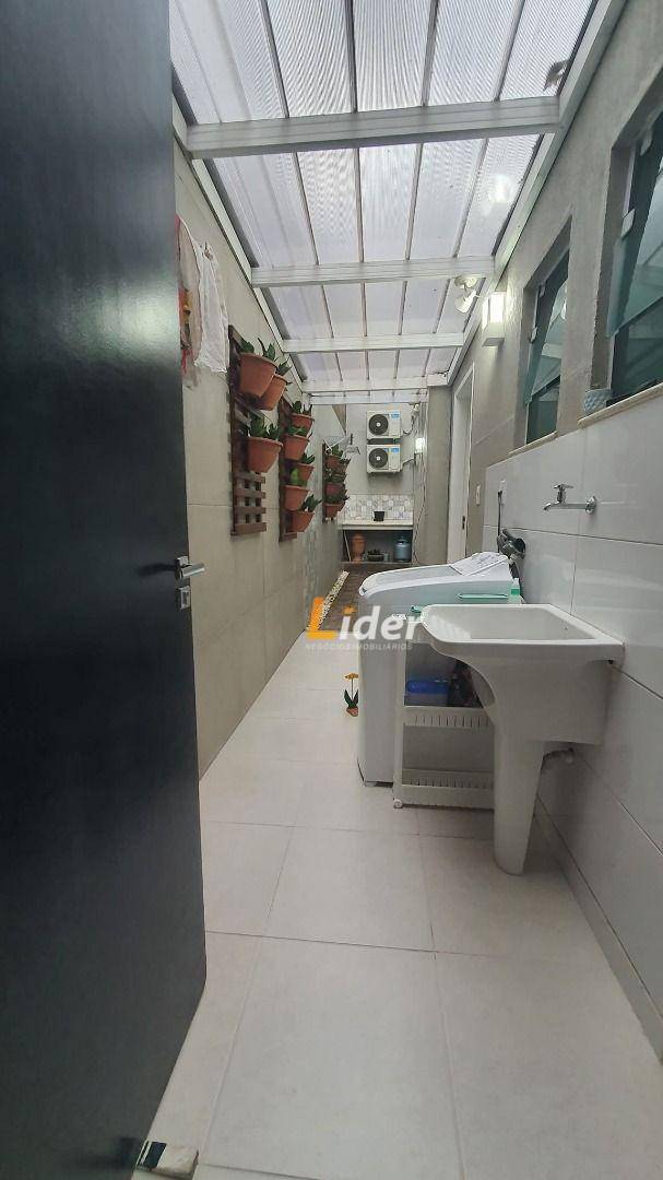 Casa de Condomínio à venda com 3 quartos, 185m² - Foto 26