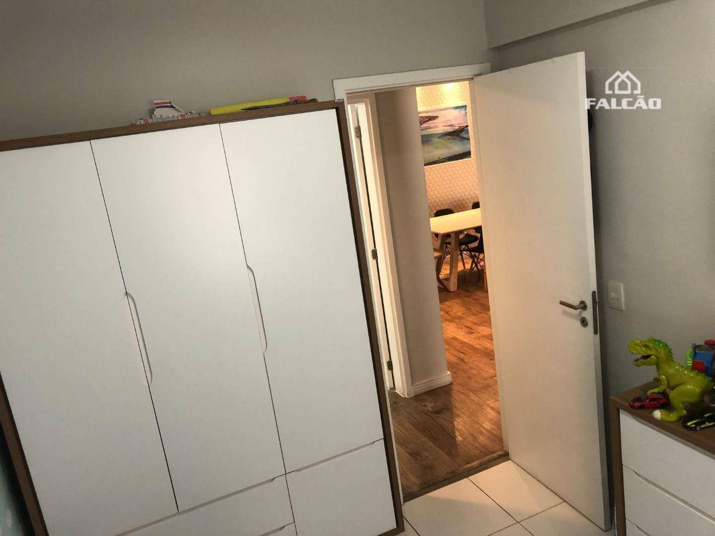 Apartamento para alugar com 3 quartos, 84m² - Foto 18