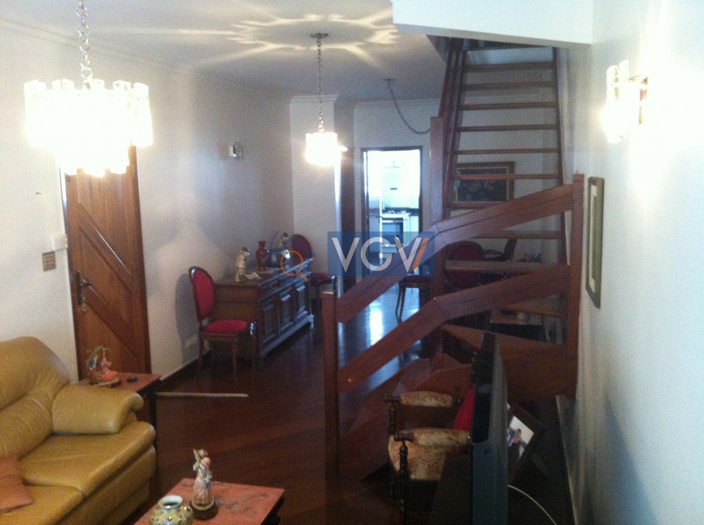 Casa à venda com 3 quartos, 154m² - Foto 2