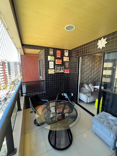 Apartamento à venda com 3 quartos, 135m² - Foto 4