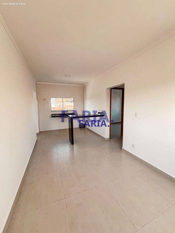 Apartamento à venda com 2 quartos, 47m² - Foto 3