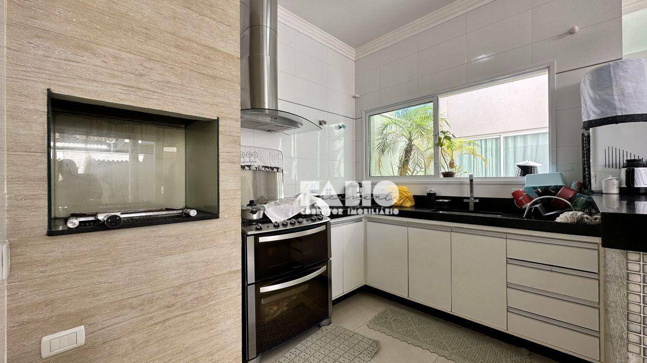 Casa de Condomínio à venda com 4 quartos, 310m² - Foto 48