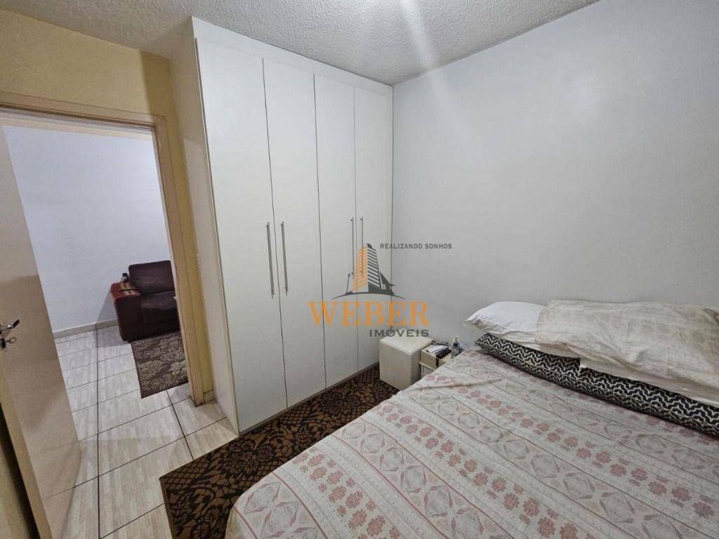 Apartamento à venda com 3 quartos, 52m² - Foto 18