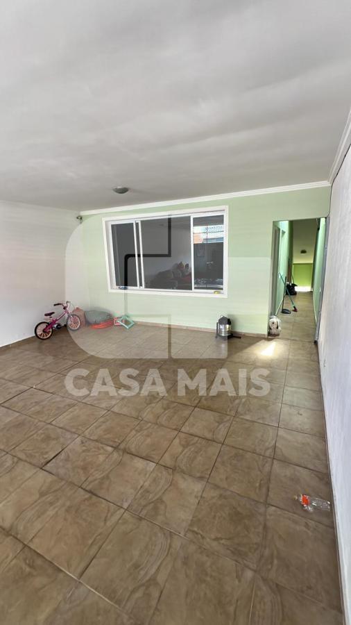 Casa à venda com 3 quartos, 230m² - Foto 1