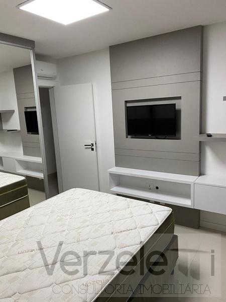 Apartamento à venda com 4 quartos, 150m² - Foto 19