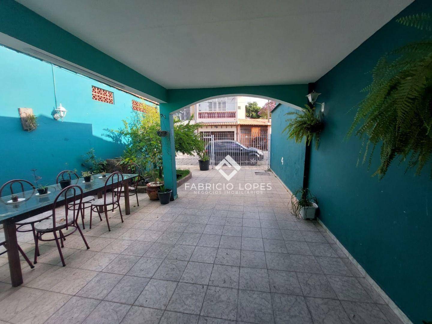 Casa à venda com 2 quartos, 109m² - Foto 2