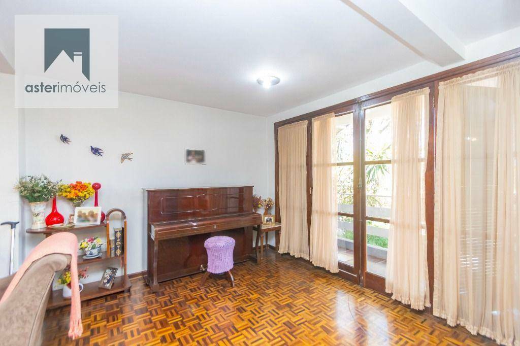 Casa à venda com 4 quartos, 180m² - Foto 5