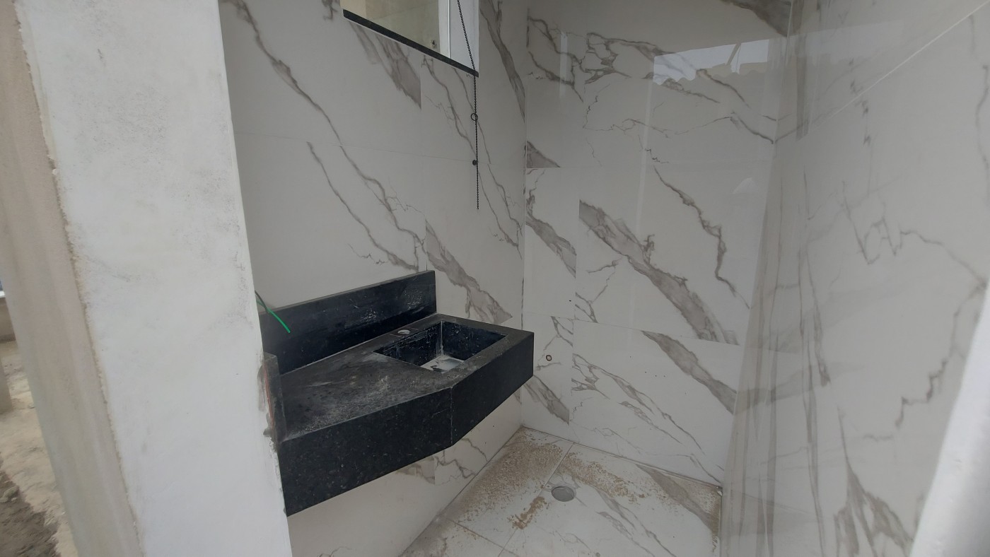 Casa à venda com 2 quartos, 150m² - Foto 12