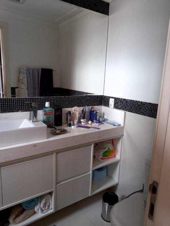 Apartamento à venda com 4 quartos, 252m² - Foto 2