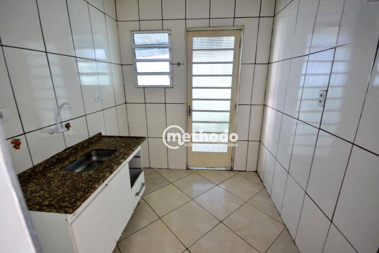 Casa à venda com 5 quartos, 250m² - Foto 5