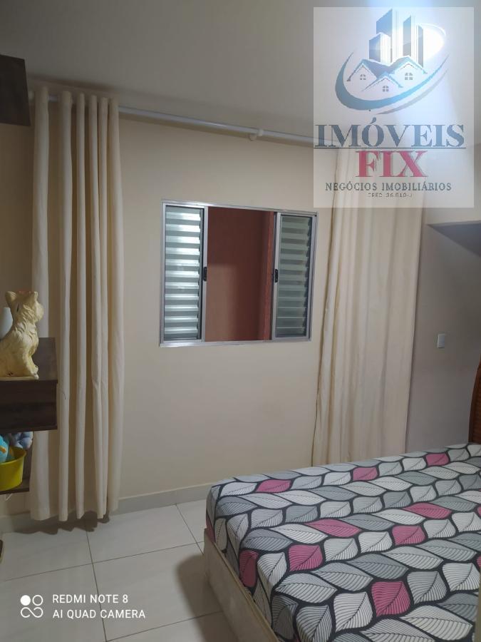 Casa à venda com 2 quartos, 108m² - Foto 13