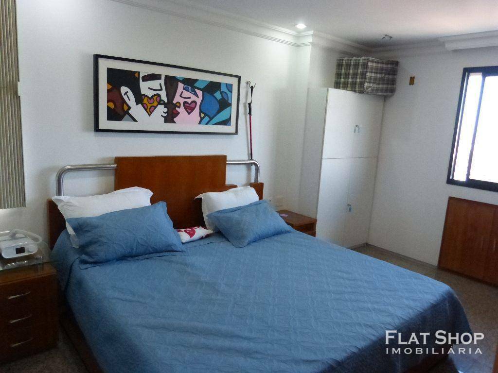 Apartamento à venda com 4 quartos, 210m² - Foto 25