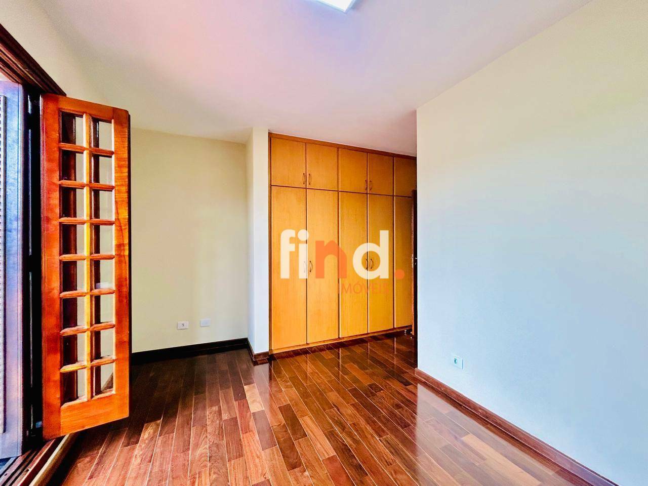 Casa de Condomínio à venda com 4 quartos, 286m² - Foto 13