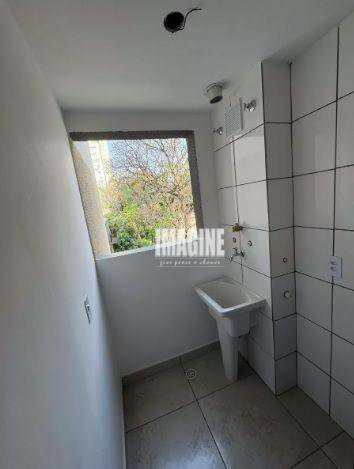 Apartamento para alugar com 2 quartos, 42m² - Foto 17