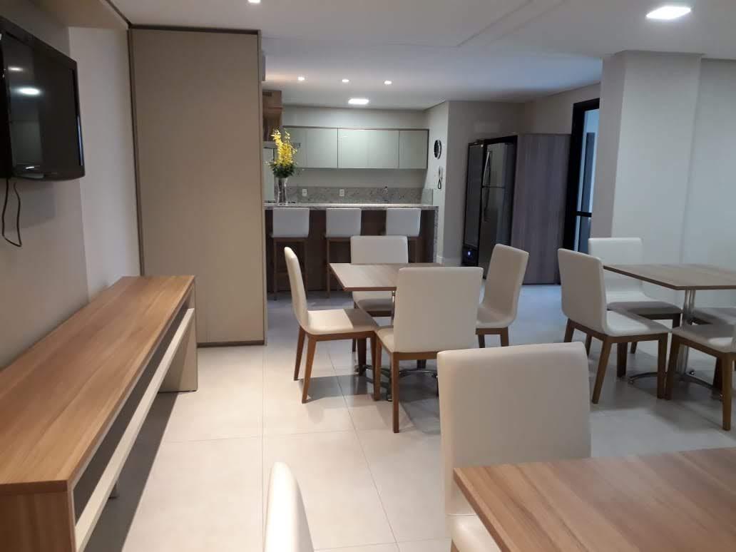 Apartamento à venda com 2 quartos, 81m² - Foto 28