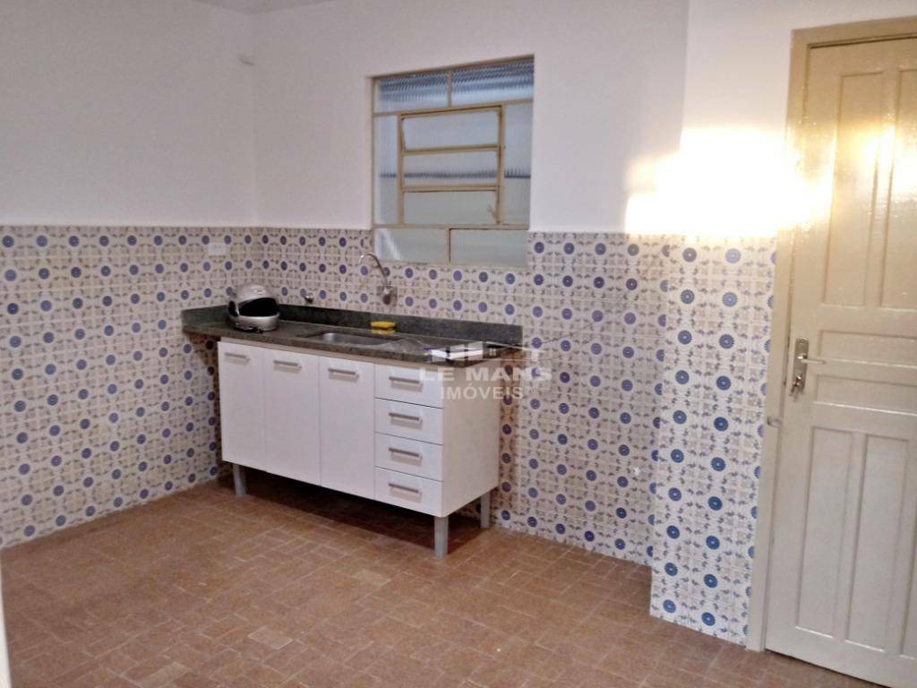 Casa à venda com 2 quartos, 92m² - Foto 8