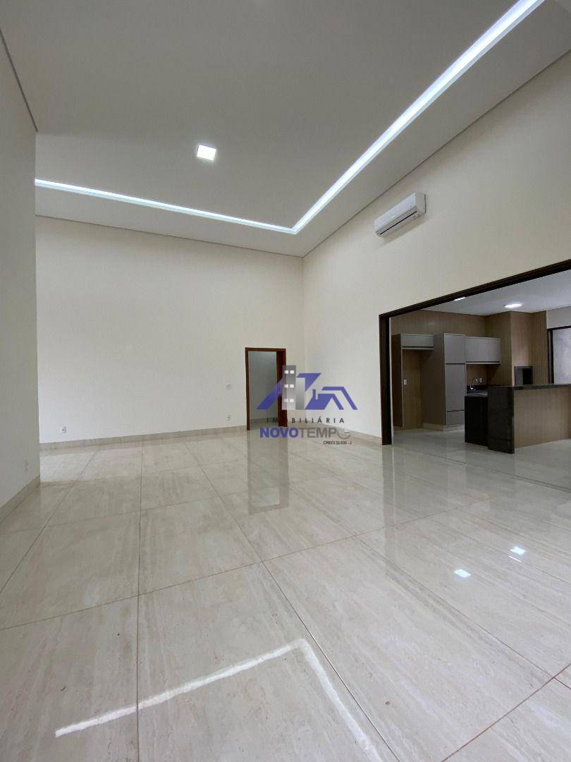 Casa de Condomínio à venda com 3 quartos, 257m² - Foto 11