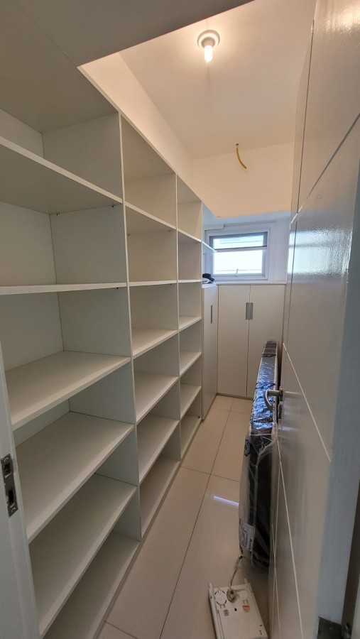 Casa à venda com 4 quartos, 300m² - Foto 44