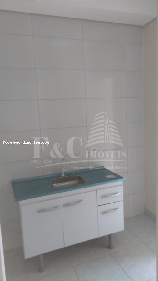 Apartamento à venda com 2 quartos, 42m² - Foto 14