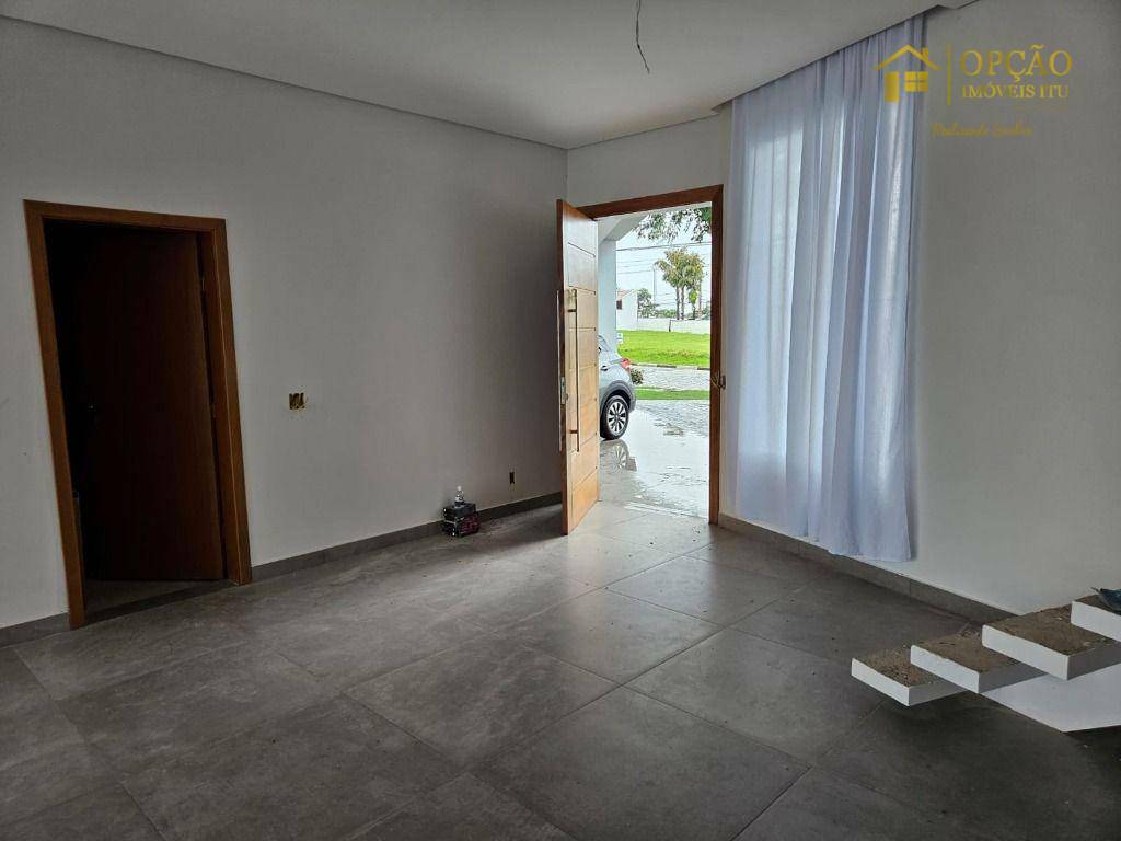 Casa de Condomínio à venda com 4 quartos, 255m² - Foto 2