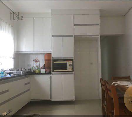 Casa à venda com 2 quartos, 315m² - Foto 1