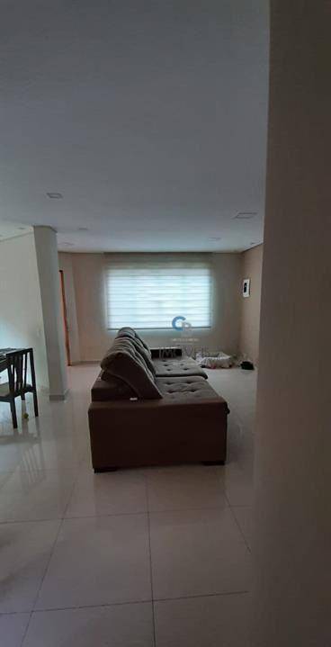 Sobrado à venda com 6 quartos, 240m² - Foto 3