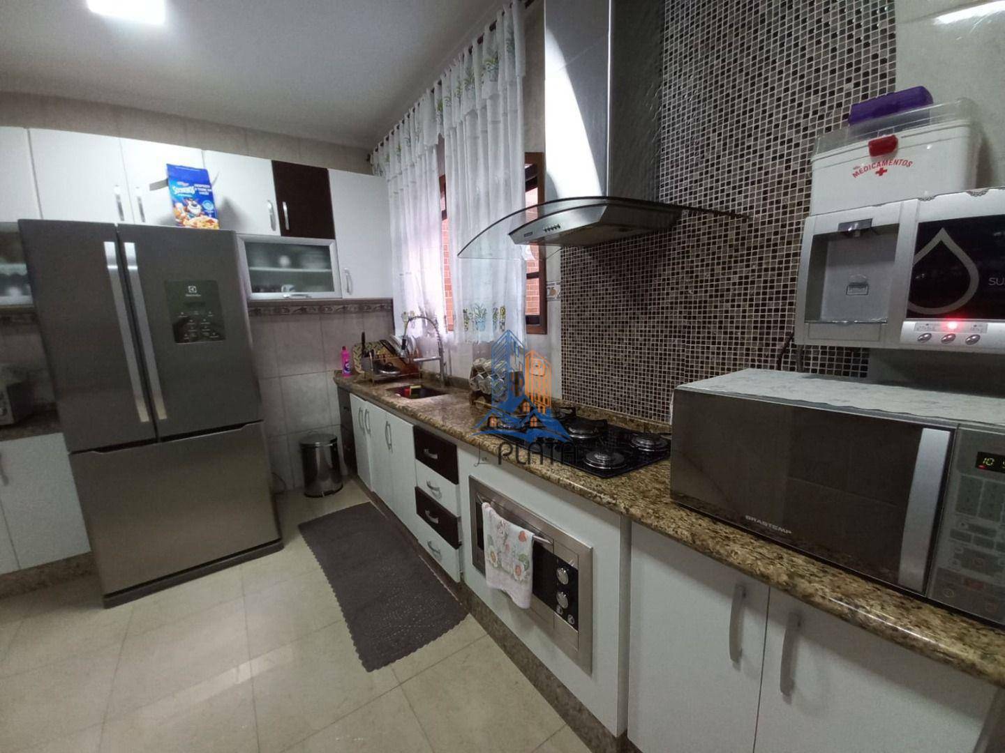 Sobrado à venda com 4 quartos, 220m² - Foto 45