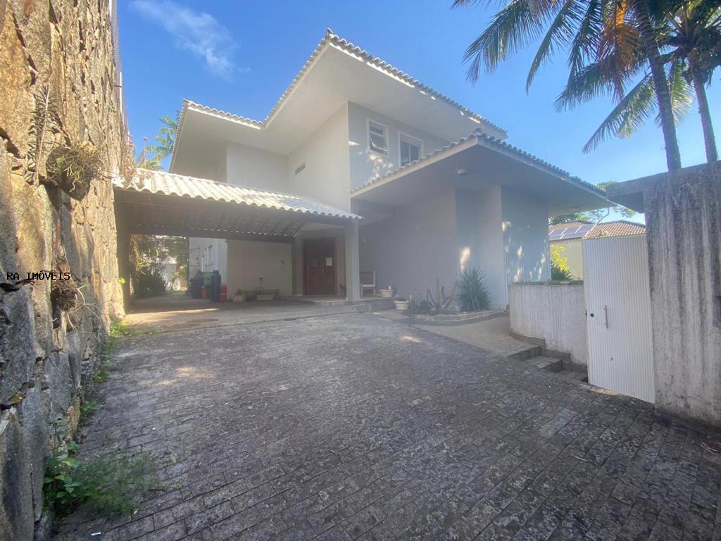 Casa de Condomínio à venda com 4 quartos, 1260m² - Foto 1