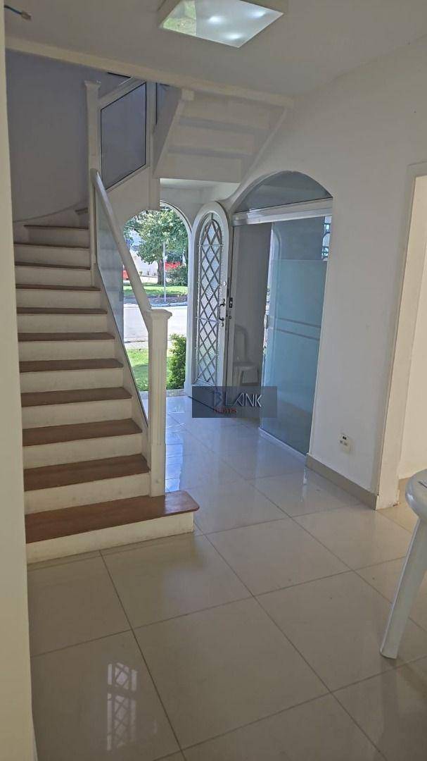 Sobrado à venda e aluguel com 3 quartos, 244m² - Foto 10