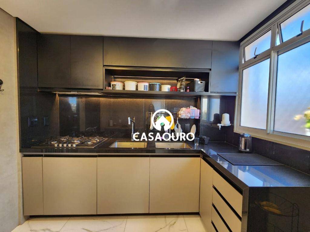 Cobertura à venda com 4 quartos, 200m² - Foto 35