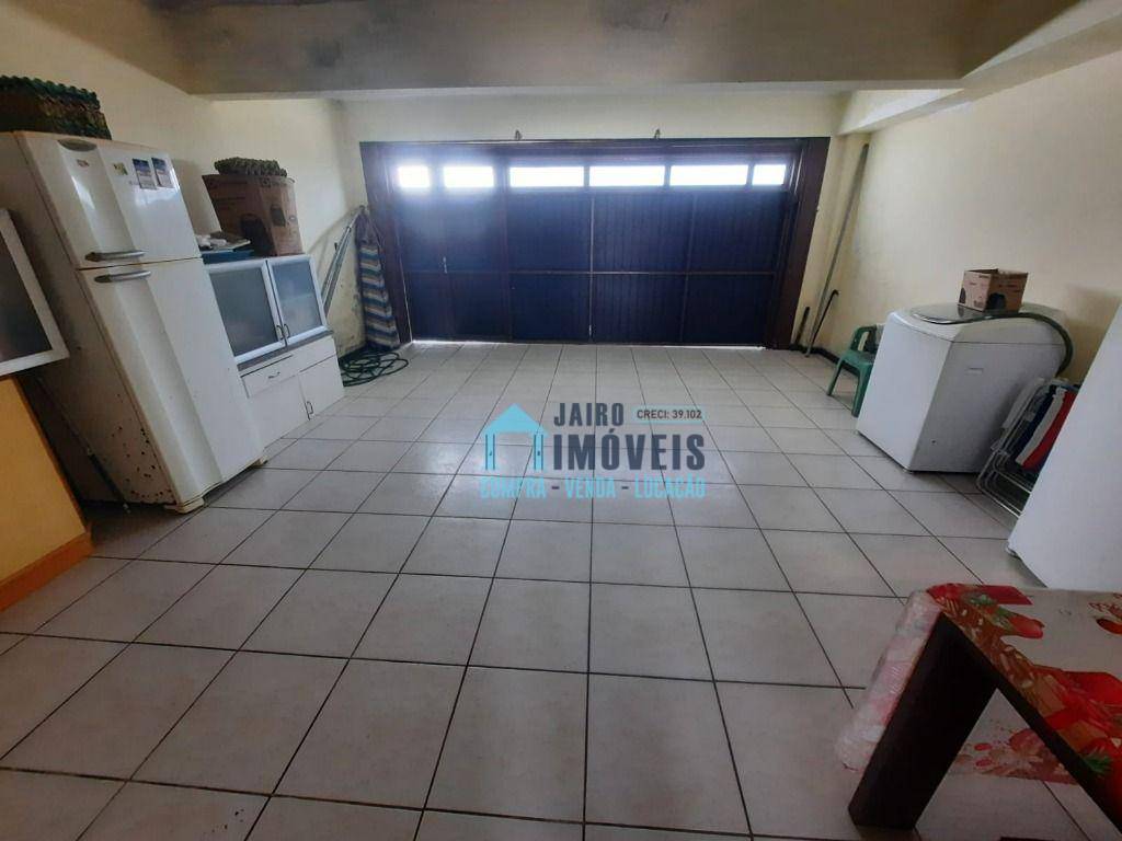 Sobrado à venda com 4 quartos, 300M2 - Foto 12