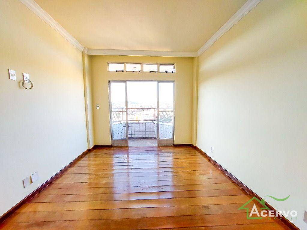 Apartamento à venda com 4 quartos, 203m² - Foto 13