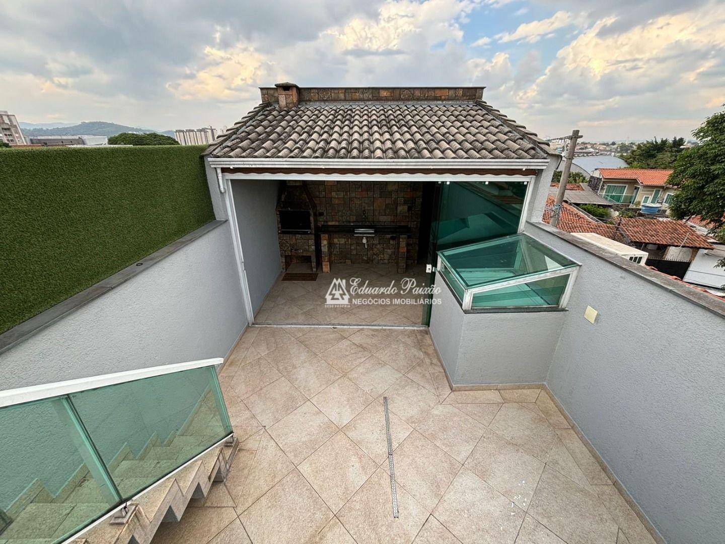 Sobrado à venda e aluguel com 3 quartos, 150m² - Foto 21