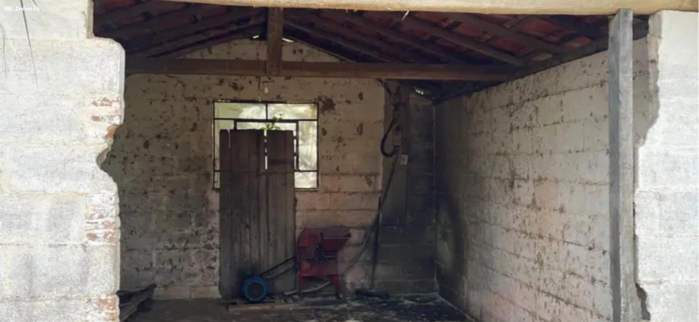 Sítio à venda com 3 quartos, 150m² - Foto 6